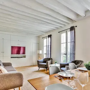Appartement Superbe Bon Marche Saint Germain, Paris
